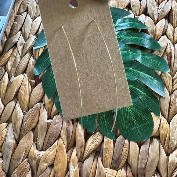 BOGO FREE CRYSTAL STICK EARRINGS - Picture 5 of 5